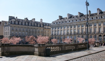 Rennes, le centre-ville, place du parlement