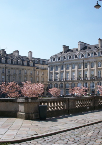 Rennes, le centre-ville, place du parlement