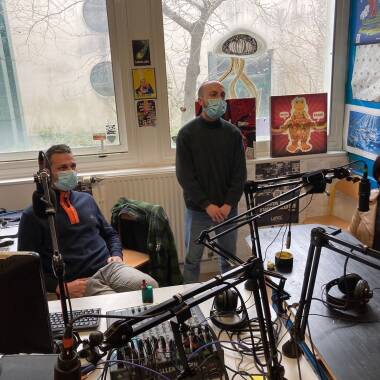 Dans le studio de Radio LarG' - La Radio du Golfe à Vannes