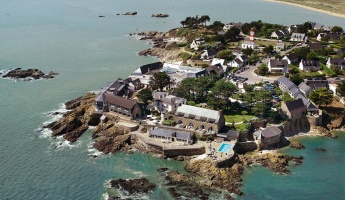 Domaine de Rochevilaine, Bretagne sud, vue sur la Pointe de Pen Lan à Billiers