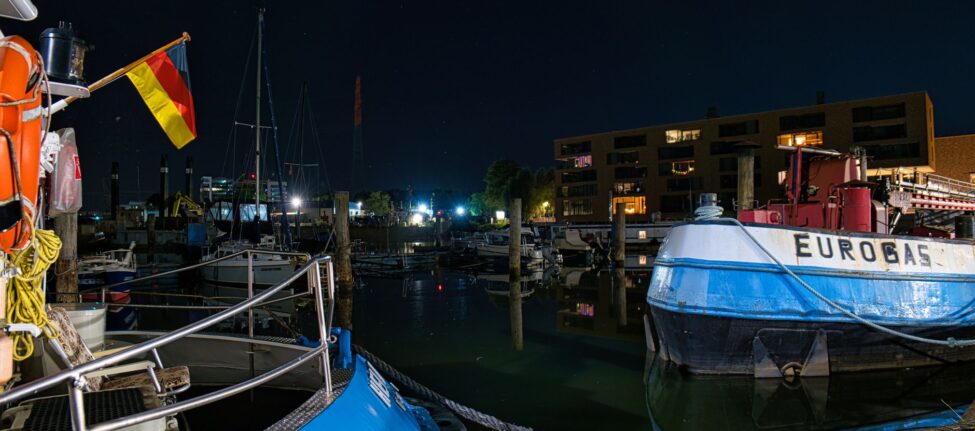 Port de Vannes de nuit : balade entre bars et quais